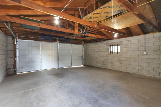 1452 S 4th Street, Columbus, OH 43207