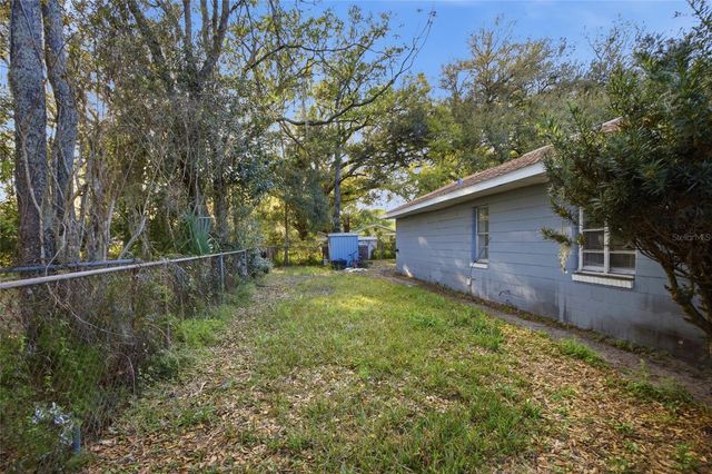 907 CENTER STREET, Plant City, FL 33563