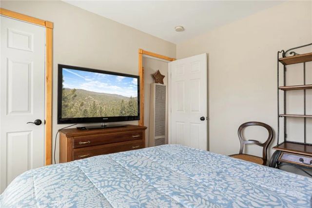 2136 3rd, Big Bear City, CA 92314