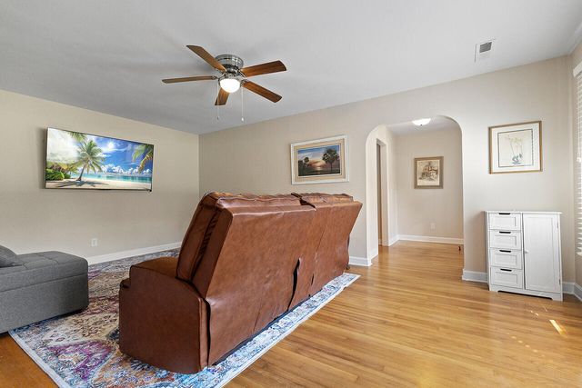 2422 Highway 174, Edisto Island, SC 29438