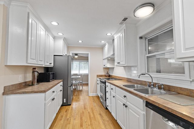 2422 Highway 174, Edisto Island, SC 29438
