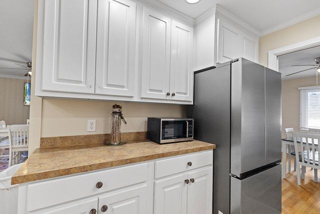 2422 Highway 174, Edisto Island, SC 29438