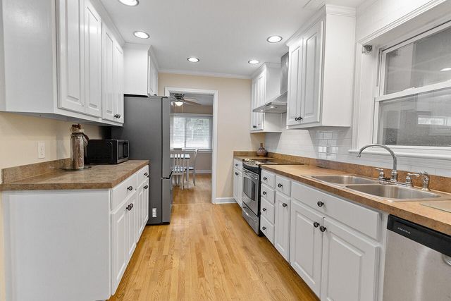2422 Highway 174, Edisto Island, SC 29438