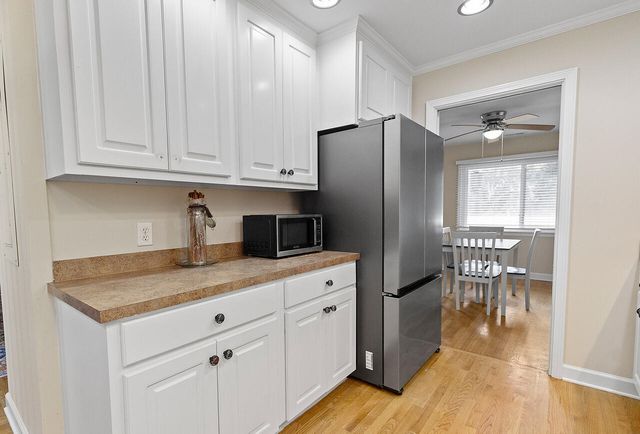 2422 Highway 174, Edisto Island, SC 29438