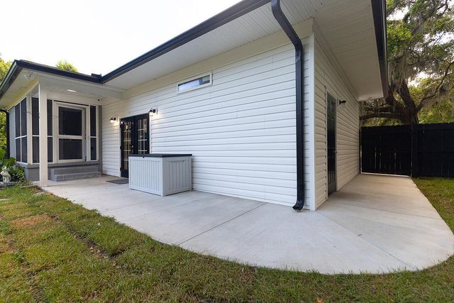 2422 Highway 174, Edisto Island, SC 29438