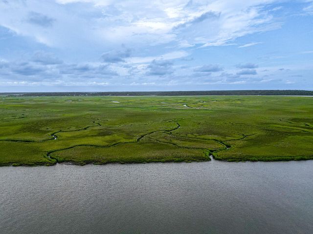 2422 Highway 174, Edisto Island, SC 29438