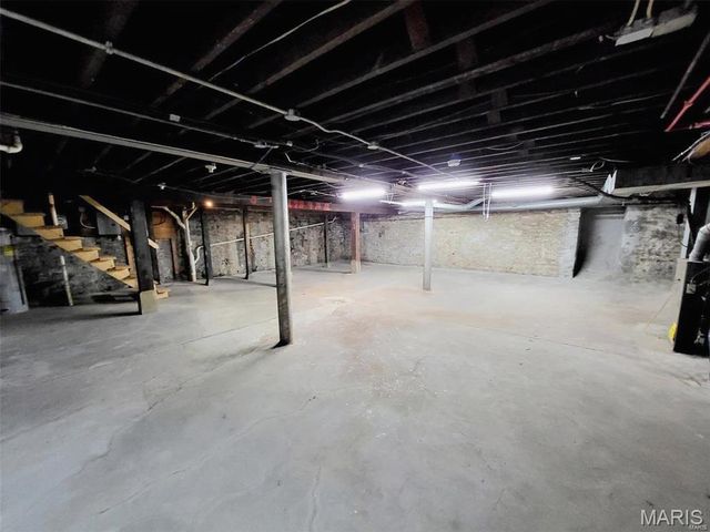 3106 Ivanhoe Avenue, St Louis, MO 63139