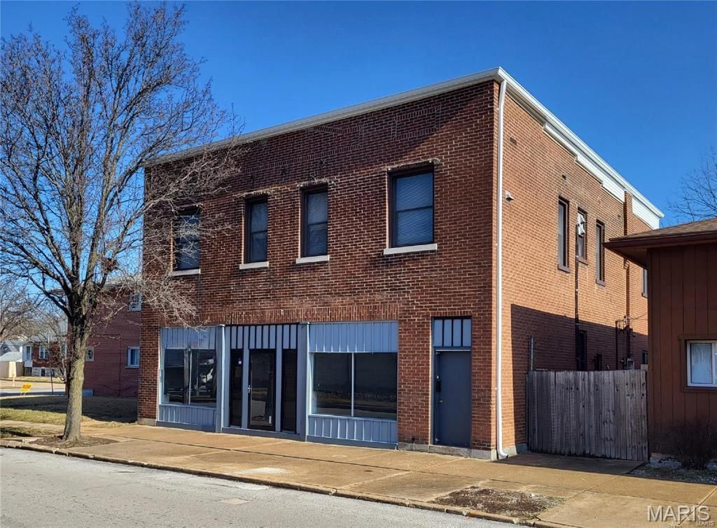 3106 Ivanhoe Avenue, St Louis, MO 63139
