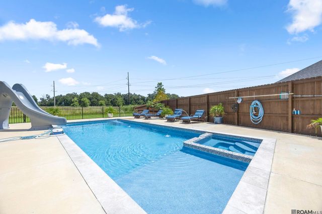 17408 Saw Grass Trail Ave, Prairieville, LA 70769