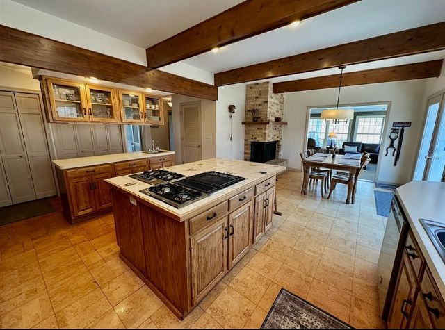 4N609 Pheasant Run Drive, St. Charles, IL 60175