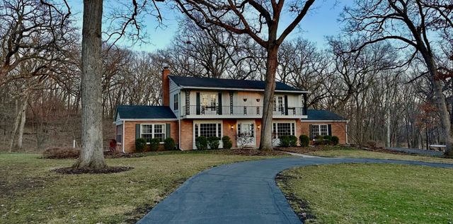 4N609 Pheasant Run Drive, St. Charles, IL 60175