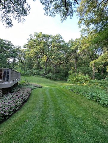 4N609 Pheasant Run Drive, St. Charles, IL 60175