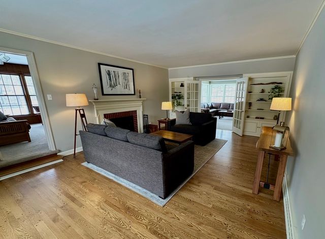 4N609 Pheasant Run Drive, St. Charles, IL 60175