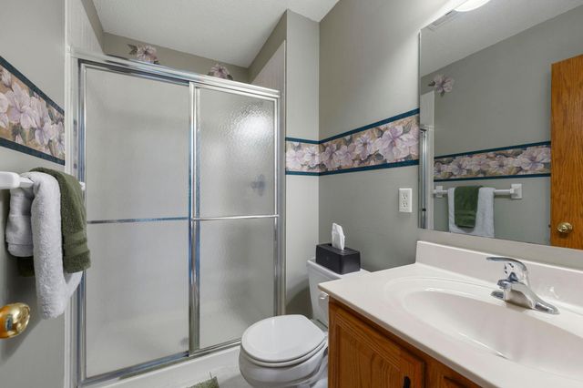 10791 Alberton Way, Inver Grove Heights, MN 55077