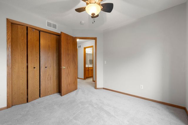 10791 Alberton Way, Inver Grove Heights, MN 55077