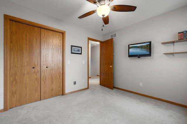 10791 Alberton Way, Inver Grove Heights, MN 55077