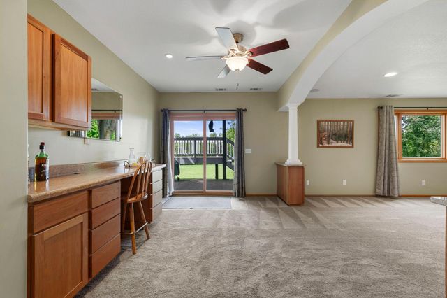 10791 Alberton Way, Inver Grove Heights, MN 55077