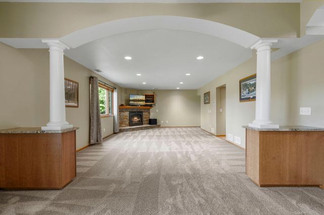 10791 Alberton Way, Inver Grove Heights, MN 55077