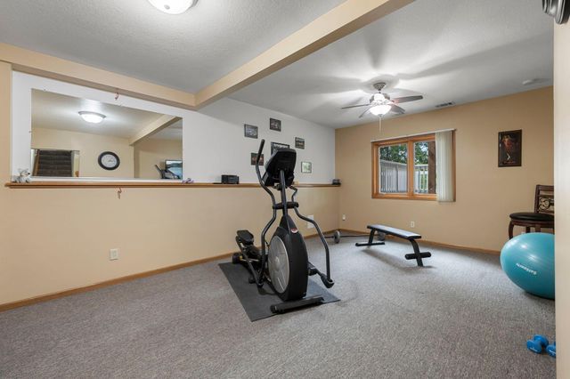 10791 Alberton Way, Inver Grove Heights, MN 55077