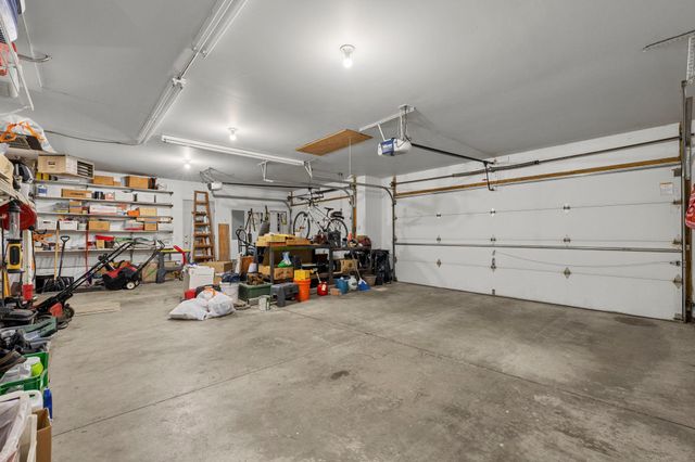 10791 Alberton Way, Inver Grove Heights, MN 55077