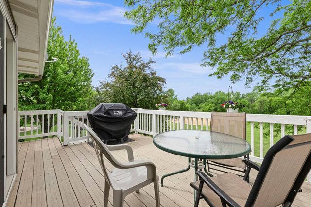 10791 Alberton Way, Inver Grove Heights, MN 55077