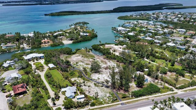 6664 & 6660 & 6670 GULF OF MEXICO DRIVE, Longboat Key, FL 34228