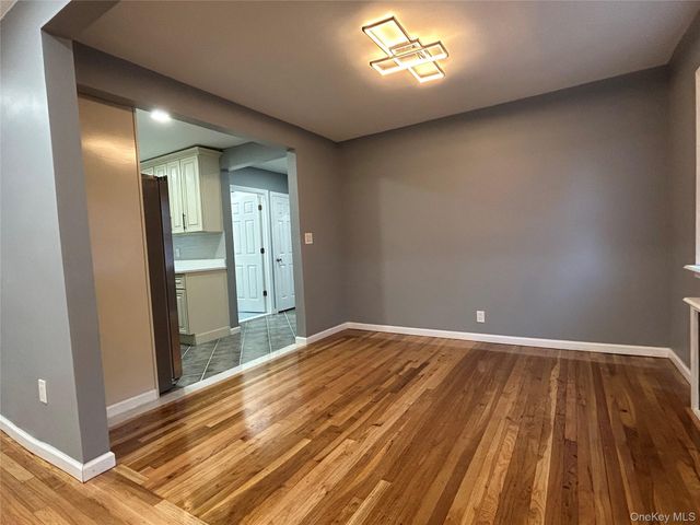 177 Roberta, Valley Stream, NY 11580