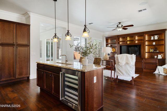 2220 Arpagos Lane, Reno, NV 89521