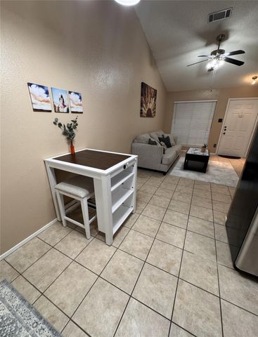 1015 E Yager LN 172, Austin, TX 78753