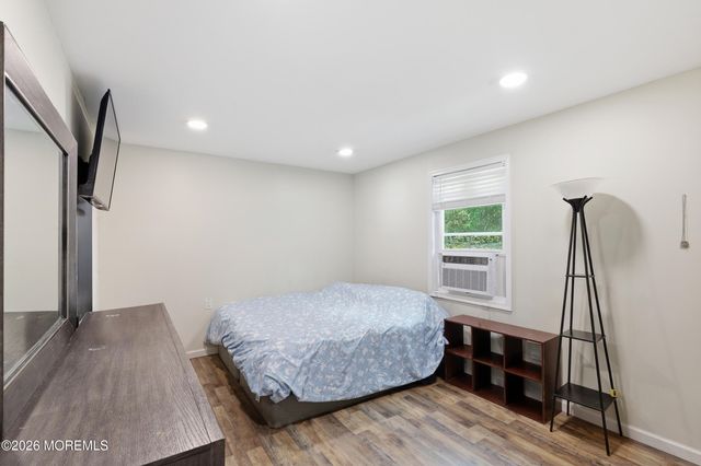 840 Woodland Drive, Lakewood, NJ 08701