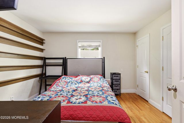 840 Woodland Drive, Lakewood, NJ 08701