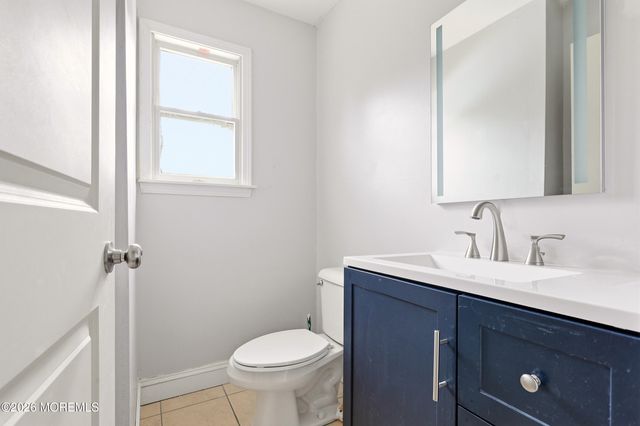 840 Woodland Drive, Lakewood, NJ 08701