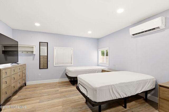 840 Woodland Drive, Lakewood, NJ 08701