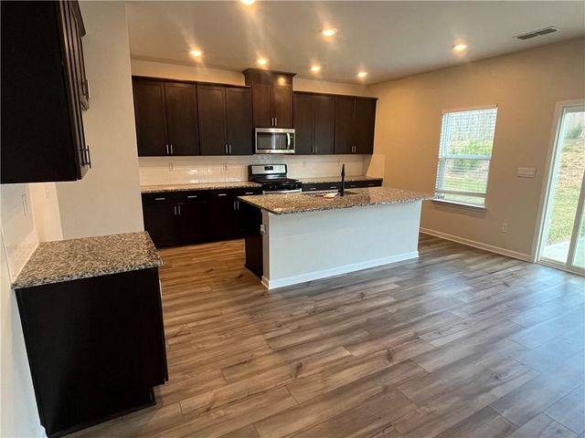 719 sara meadow Road, Loganville, GA 30052