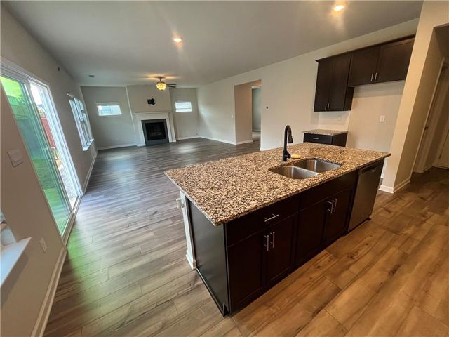 719 sara meadow Road, Loganville, GA 30052