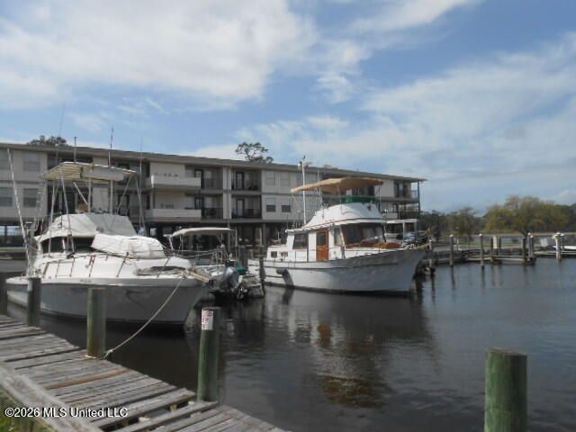 3230 Cumberland Road, 55, Ocean Springs, MS 39564