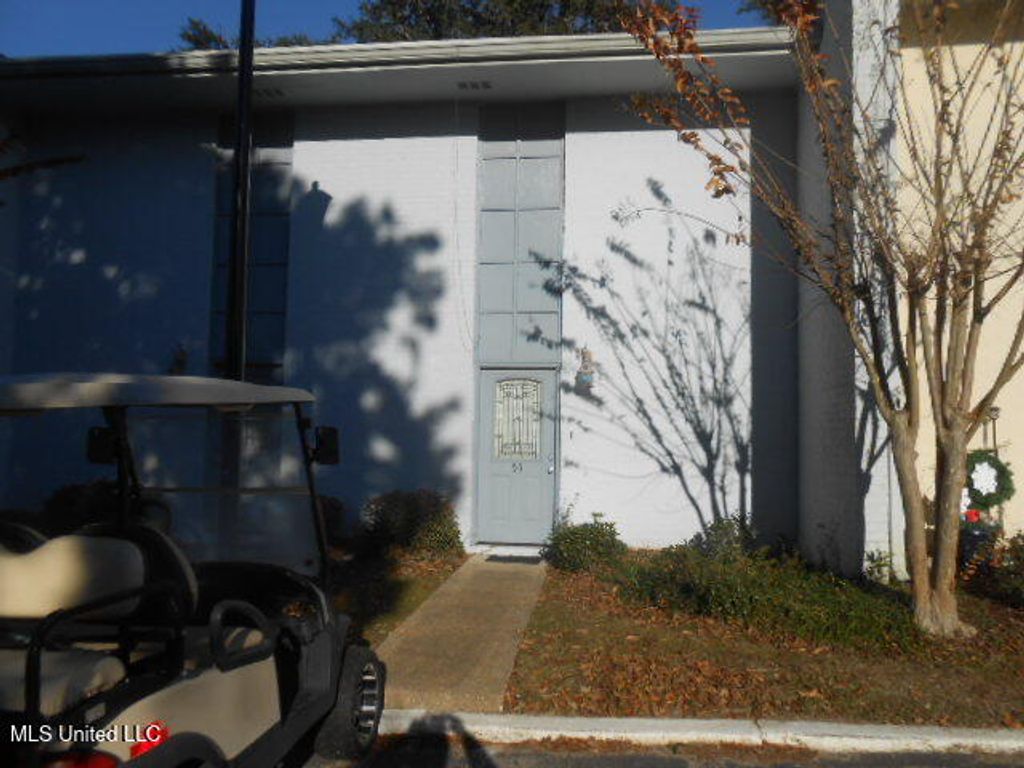 3230 Cumberland Road, 55, Ocean Springs, MS 39564