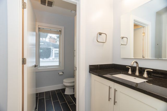 139 Thatcher Avenue, River Forest, IL 60305