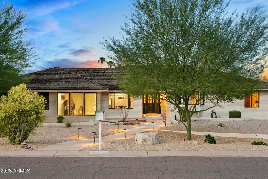 11645 S TUSAYAN Court, Phoenix, AZ 85044 — photo 5