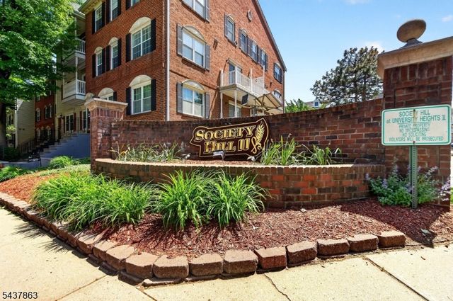 5 Krueger Ct, Newark City, NJ 07103