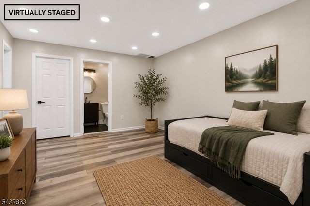 5 Krueger Ct, Newark City, NJ 07103
