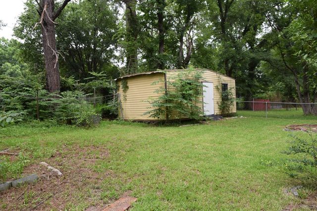 2111 Lamore Drive, Columbus, GA 31907