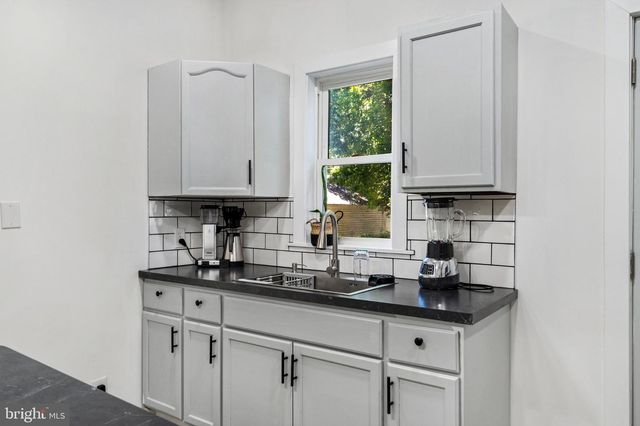 723 W KING ST, Martinsburg, WV 25401