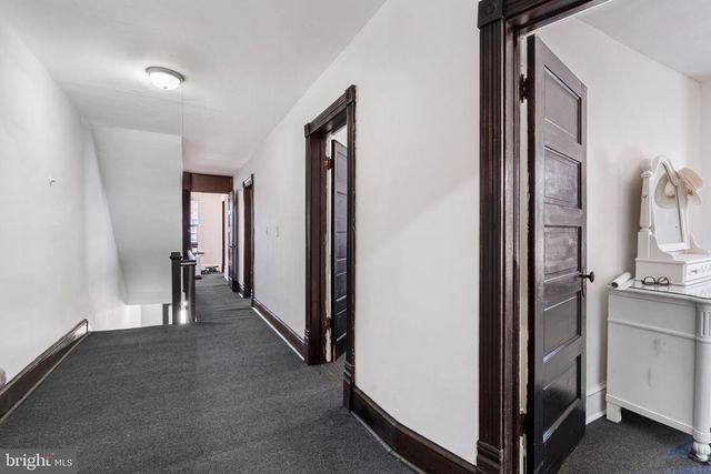 723 W KING ST, Martinsburg, WV 25401