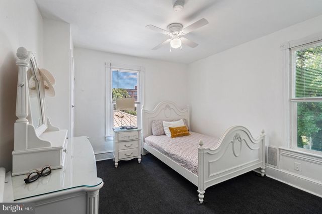 723 W KING ST, Martinsburg, WV 25401