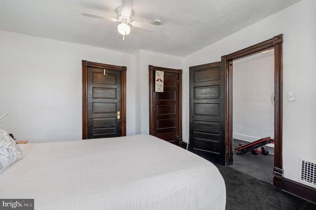 723 W KING ST, Martinsburg, WV 25401