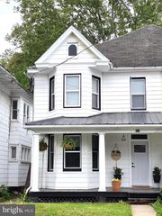 723 W KING ST, Martinsburg, WV 25401