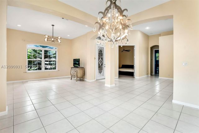 8795 Via Tuscany Dr, Boynton Beach, FL 33472