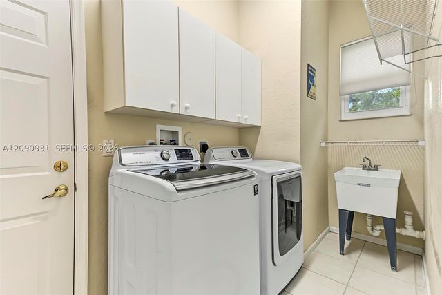 8795 Via Tuscany Dr, Boynton Beach, FL 33472