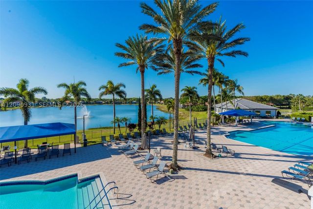 8795 Via Tuscany Dr, Boynton Beach, FL 33472